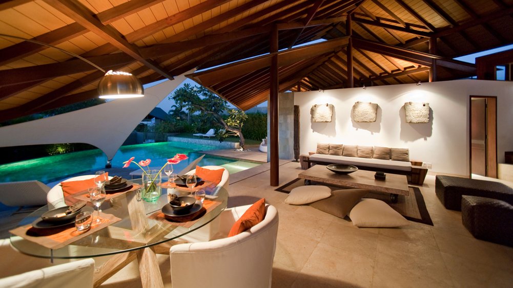 The Layar - 3 bedroom - Living and dining at night